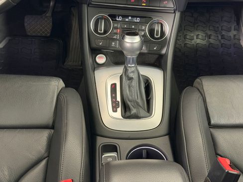 Used 2018 Audi Q3 2.0T Premium AWD/4WD image 17