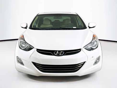 Used 2011 Hyundai Elantra Limited FWD image 2