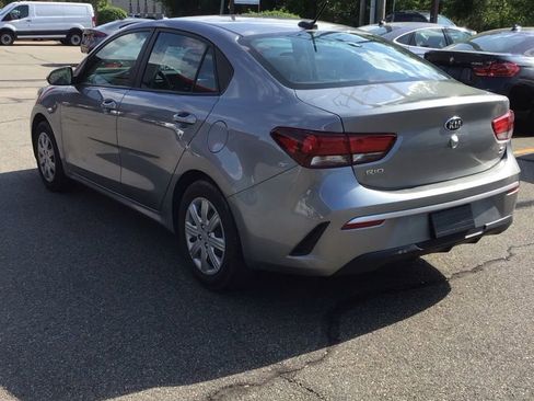 Used 2021 Kia Rio S FWD image 3
