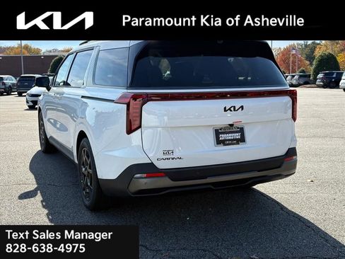 Used 2026 Kia Carnival SX Prestige image 4