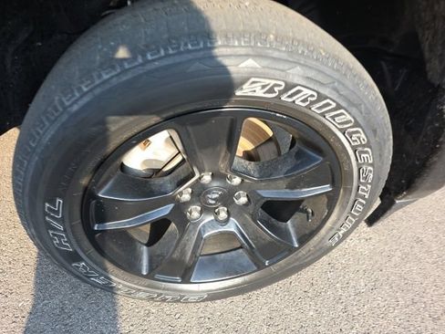 Used 2023 RAM 1500 Big Horn AWD/4WD image 11
