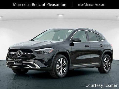 Used 2025 Mercedes-Benz GLA 250 image 1