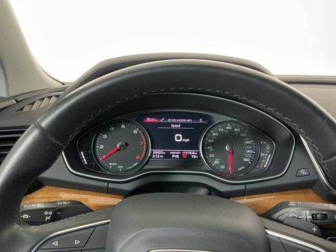 Used 2022 Audi Q5 2.0T Premium w/ Convenience Package AWD/4WD image 14