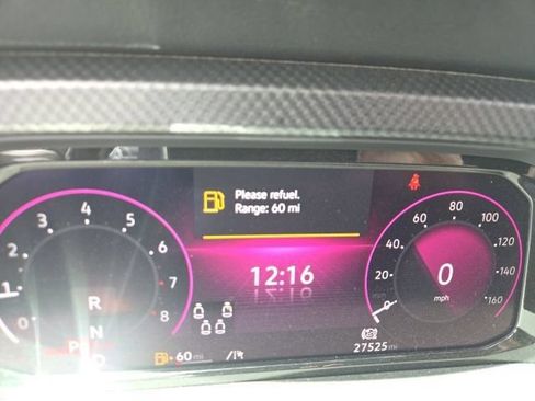 Used 2024 Volkswagen Atlas Peak Edition SE AWD/4WD image 11