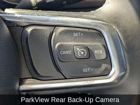 Used 2018 Jeep Wrangler Unlimited Sahara w/ LED Lighting Group image 10