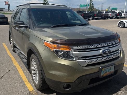 Used 2013 Ford Explorer XLT AWD/4WD image 1