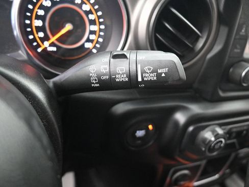 Used 2021 Jeep Wrangler Unlimited Sport AWD/4WD image 18
