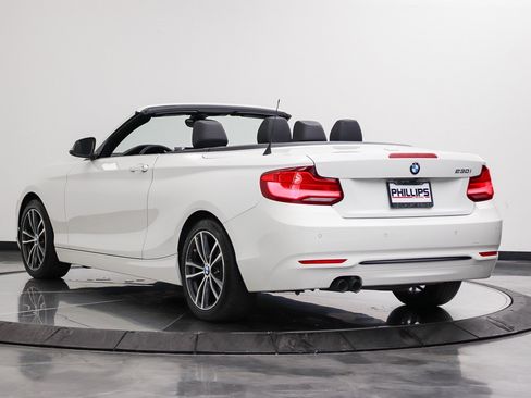 Used 2019 BMW 230i Convertible w/ Convenience Package RWD image 13