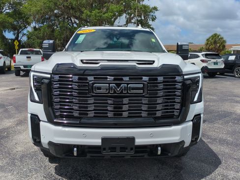Certified 2026 GMC Sierra 3500 Denali Ultimate AWD/4WD image 9