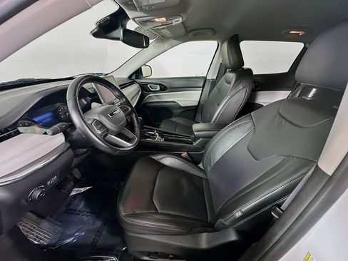 Certified 2022 Jeep Compass Limited AWD/4WD image 31