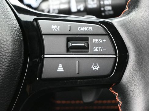 Used 2024 Honda Pilot TrailSport image 8