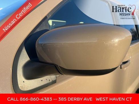 Certified 2023 Nissan Frontier PRO-4X w/ Technology Package image 9