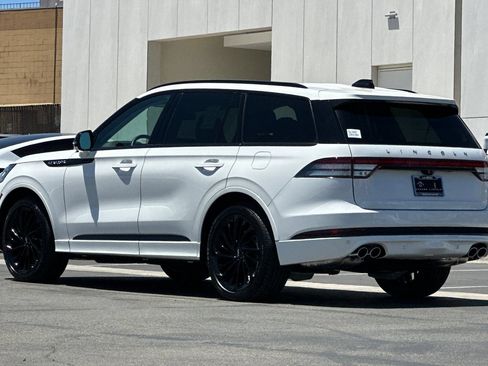 New 2026 Lincoln Aviator Reserve AWD/4WD image 5