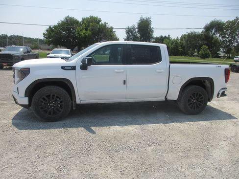 New 2026 GMC Sierra 1500 Elevation w/ Elevation Premium Package AWD/4WD image 11