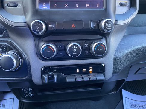 Used 2022 RAM 2500 Tradesman AWD/4WD image 23