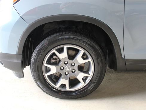 Used 2023 Honda Passport TrailSport image 4