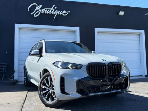 Used 2024 BMW X5 xDrive40i w/ M Sport Package image 1