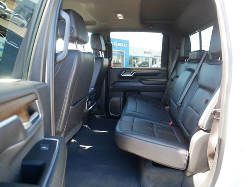 Used 2024 Chevrolet Silverado 2500 High Country w/ Technology Package image 35