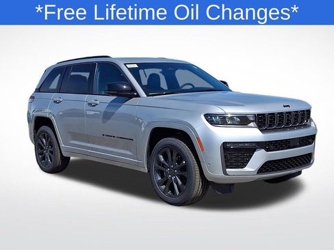 New 2026 Jeep Grand Cherokee Limited AWD/4WD image 1