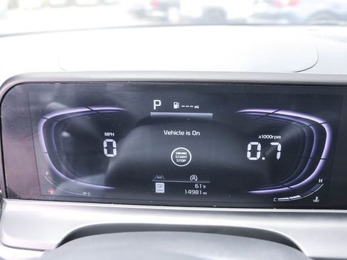 Used 2025 Kia Seltos S AWD/4WD image 19