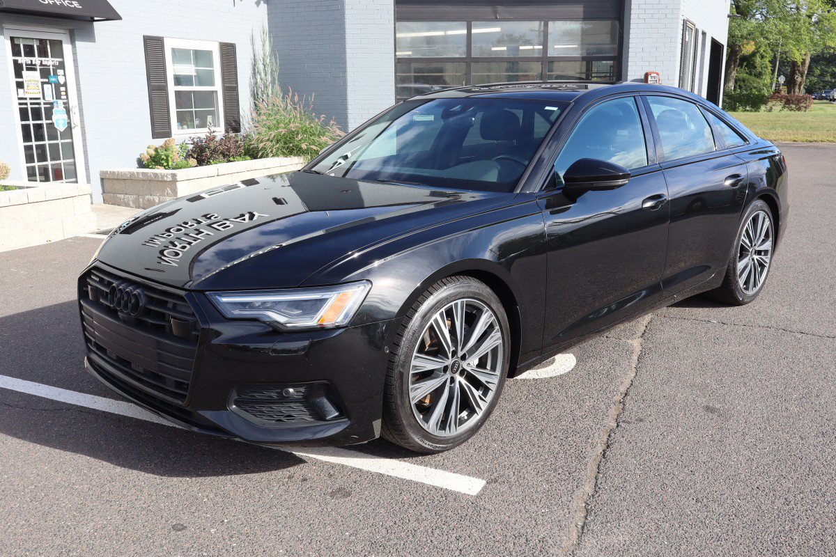 Used 2023 Audi A6 Premium Plus w/ Premium Plus Package AWD/4WD image 3