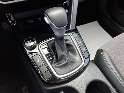 Used 2022 Kia Seltos S image 16