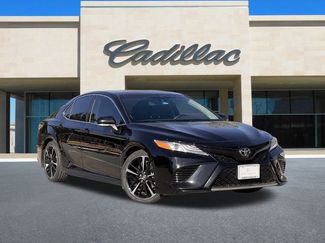 Used 2020 Toyota Camry XSE video 2