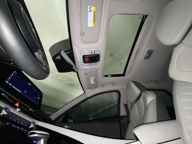 Used 2023 Hyundai Elantra Limited FWD image 22