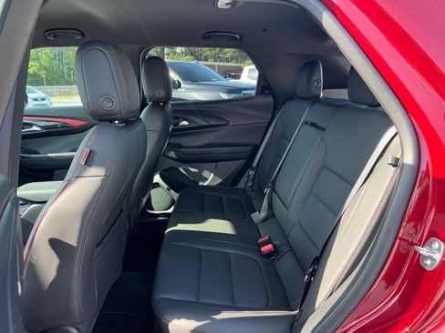 Used 2024 Chevrolet TrailBlazer RS w/ Convenience Package image 17