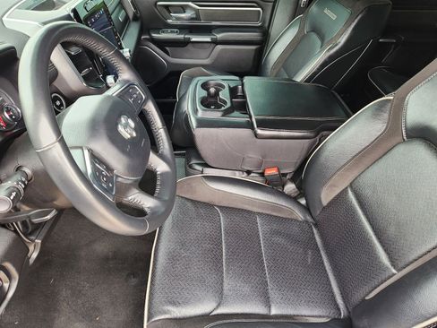 Used 2024 RAM 1500 Laramie AWD/4WD image 24