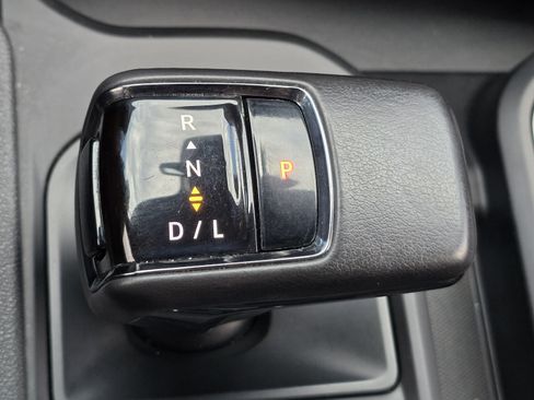 Used 2022 GMC Sierra 1500 AT4 AWD/4WD image 35