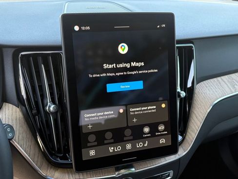 New 2026 Volvo XC60 B5 Plus w/ Protection Package Premier image 14