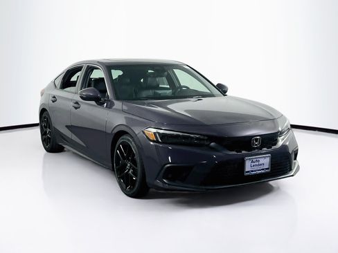Used 2023 Honda Civic Sport Touring image 3