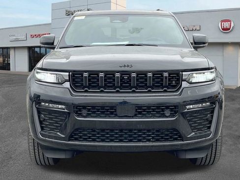 New 2026 Jeep Grand Cherokee L Limited AWD/4WD image 2