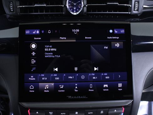 Used 2021 Maserati Quattroporte S image 27