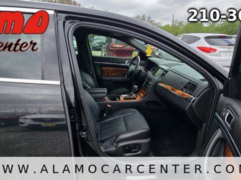 Used 2013 Lincoln MKS FWD image 13