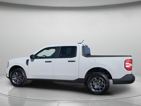 New 2026 Ford Maverick XLT w/ XLT Luxury Package FWD image 14