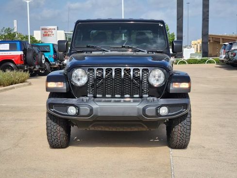 Used 2022 Jeep Gladiator Sport AWD/4WD image 10