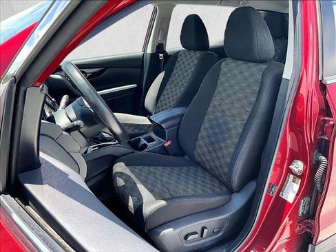 Used 2022 Nissan Rogue Sport SV FWD image 27