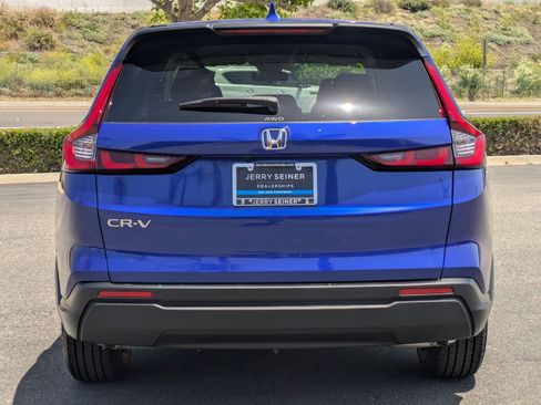 New 2025 Honda CR-V LX image 4