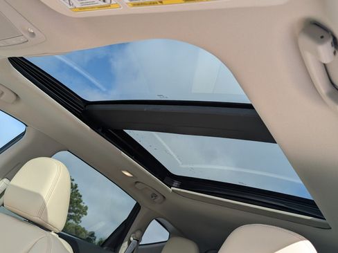 Used 2023 Nissan Murano Platinum w/ Cargo Package FWD image 32