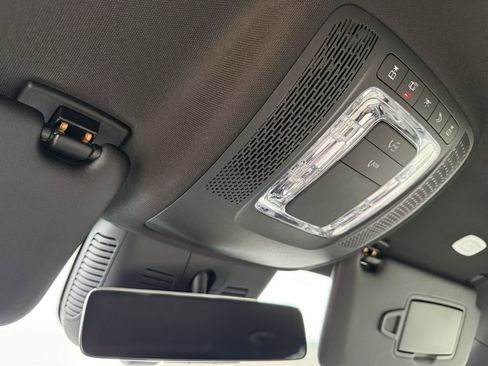 Certified 2025 Mercedes-Benz GLB 250 4MATIC image 36