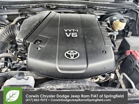 Used 2014 Toyota Tacoma PreRunner image 33