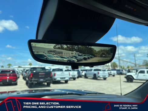 Used 2024 GMC Sierra 1500 Denali AWD/4WD image 34
