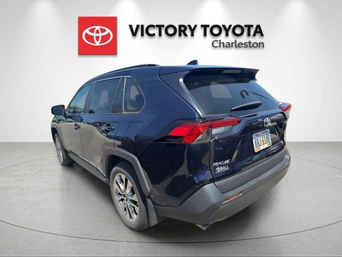 Used 2021 Toyota RAV4 XLE Premium AWD/4WD image 4