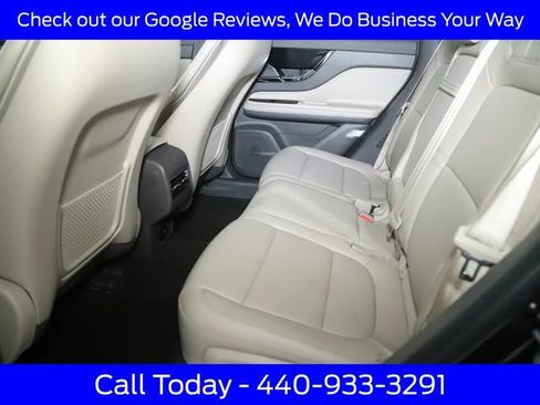 Used 2023 Lincoln Corsair AWD image 17