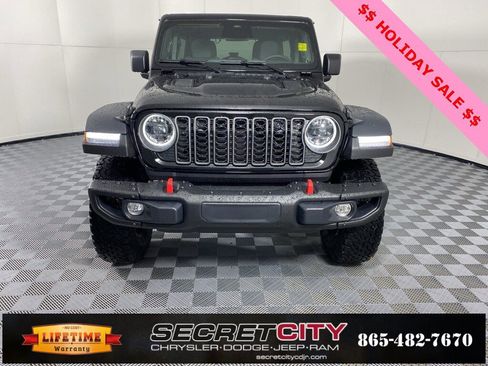 New 2026 Jeep Wrangler Unlimited Rubicon w/ Steel Bumper Group image 2