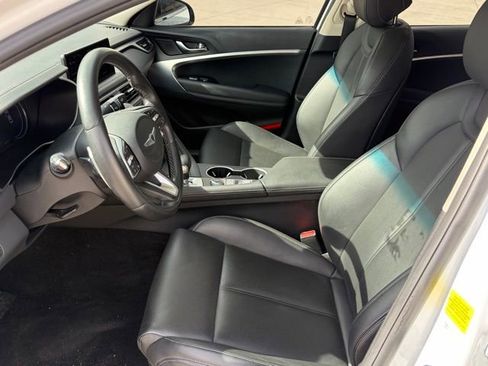 Used 2022 Genesis G70 2.0T image 13