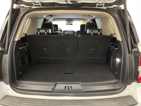 Used 2022 Ford Expedition XLT RWD image 25