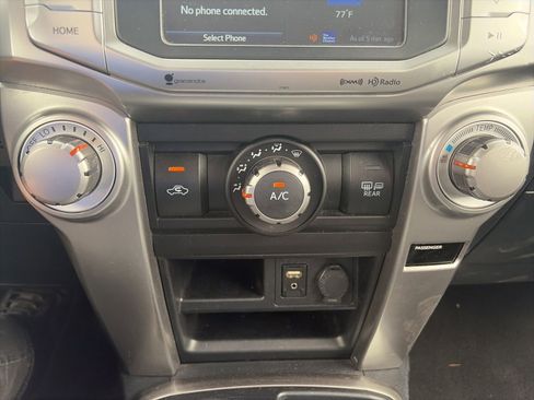 Used 2019 Toyota 4Runner SR5 RWD image 19
